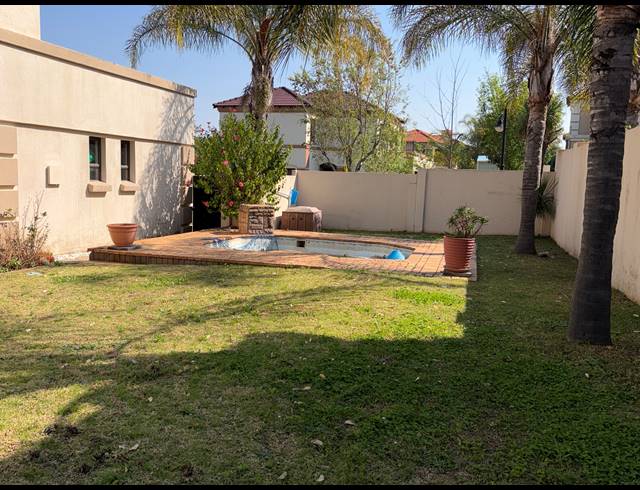 3 BEDROOM HOUSE FOR SALE IN MULBARTON